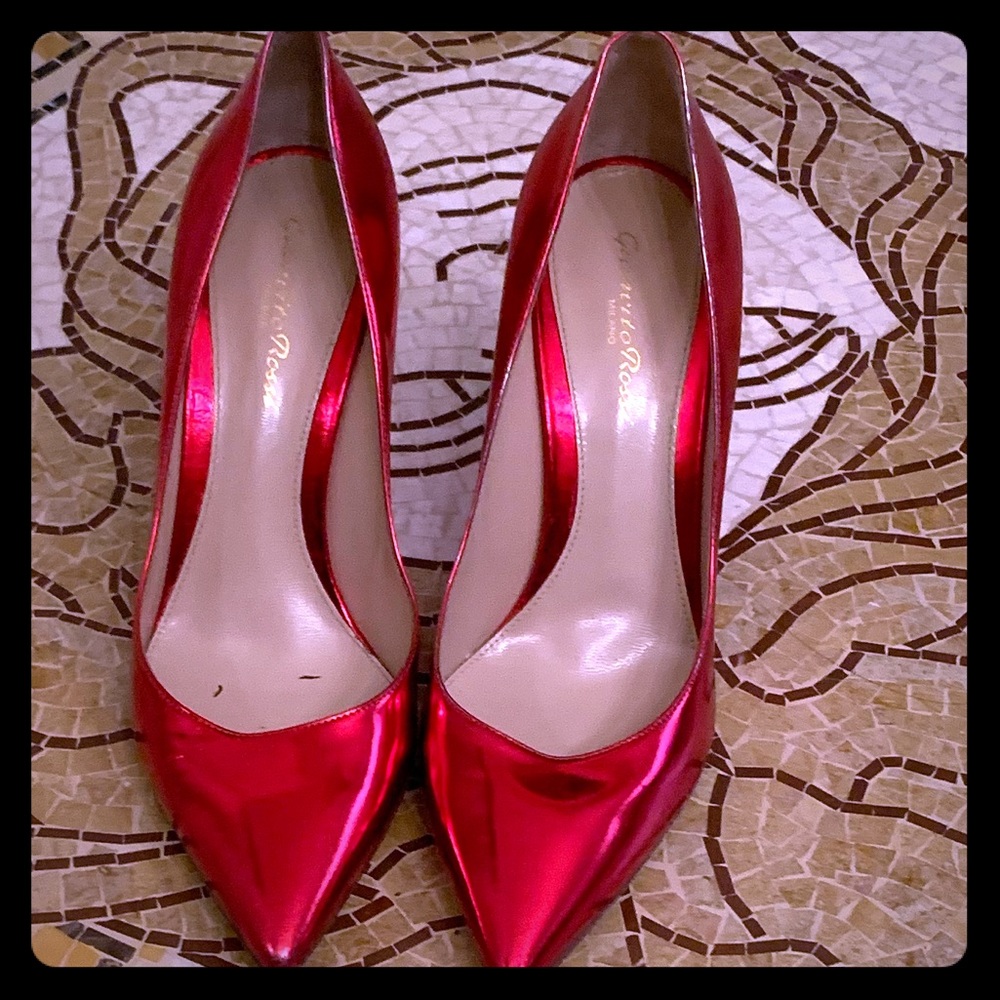 Gianvito Rossi Red Metallic Leather Pumps